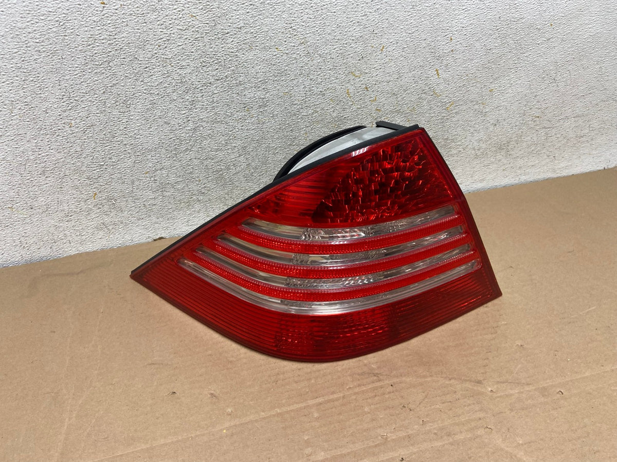 2003-2006 Mercedes-Benz S-Class Tail Light Left Driver Lh Side AH9344 LK0