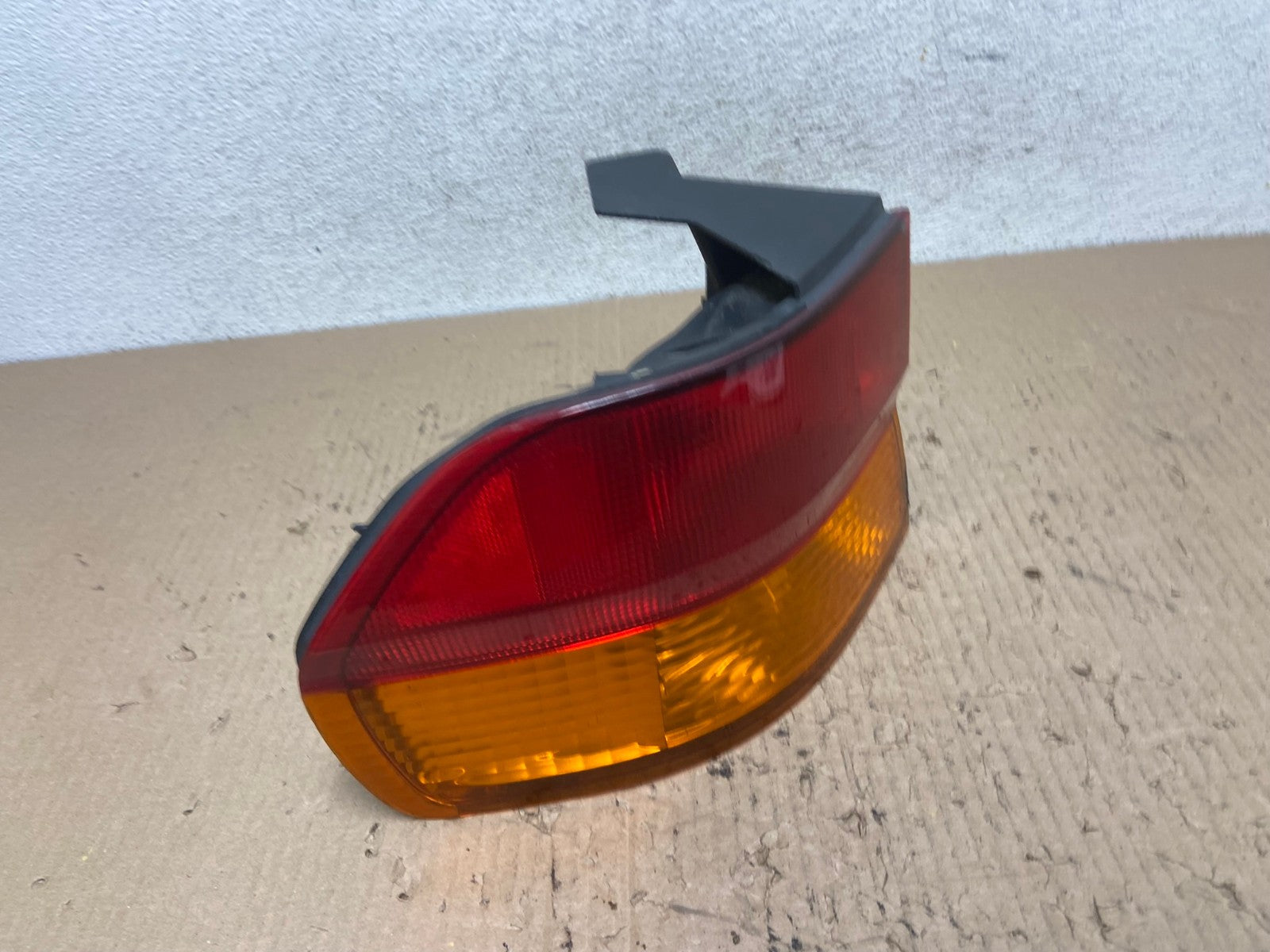 2002 2003 2004 Honda Odyssey Left Driver LH Side Tail Light AF7144 LK2