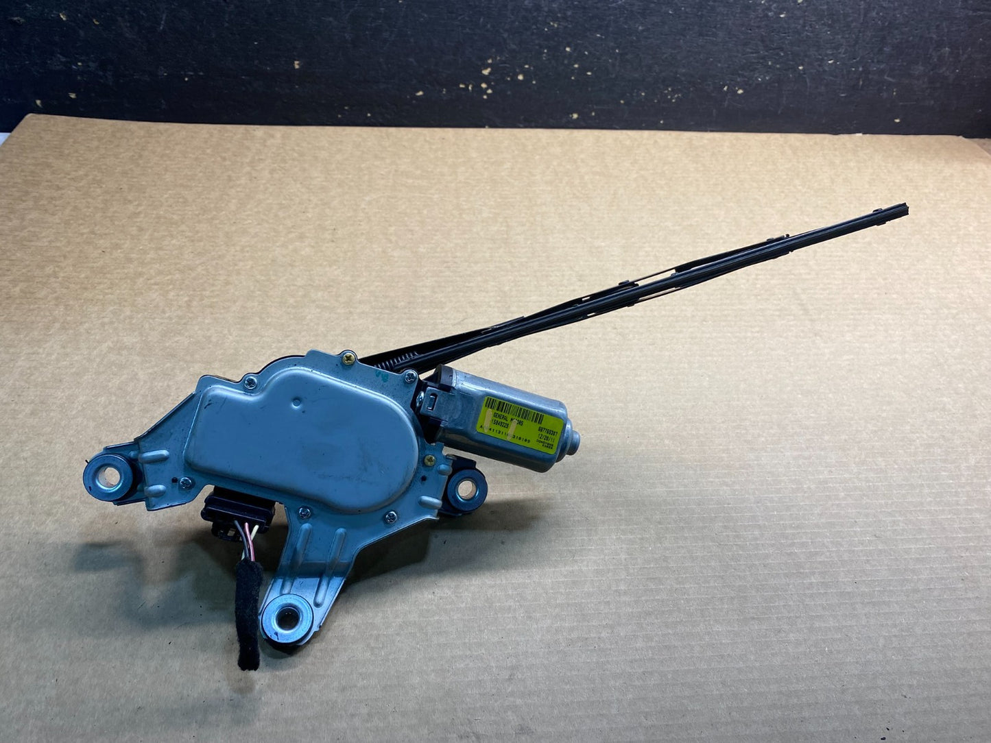 2010 to 2016 Cadillac SRX Rear Windshield Washer Wiper Motor z9037 DG5