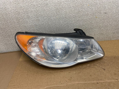 2007 2008 2009 2010 Hyundai Elantra Right Passenger Side Headlight OEM AB5145 DW0