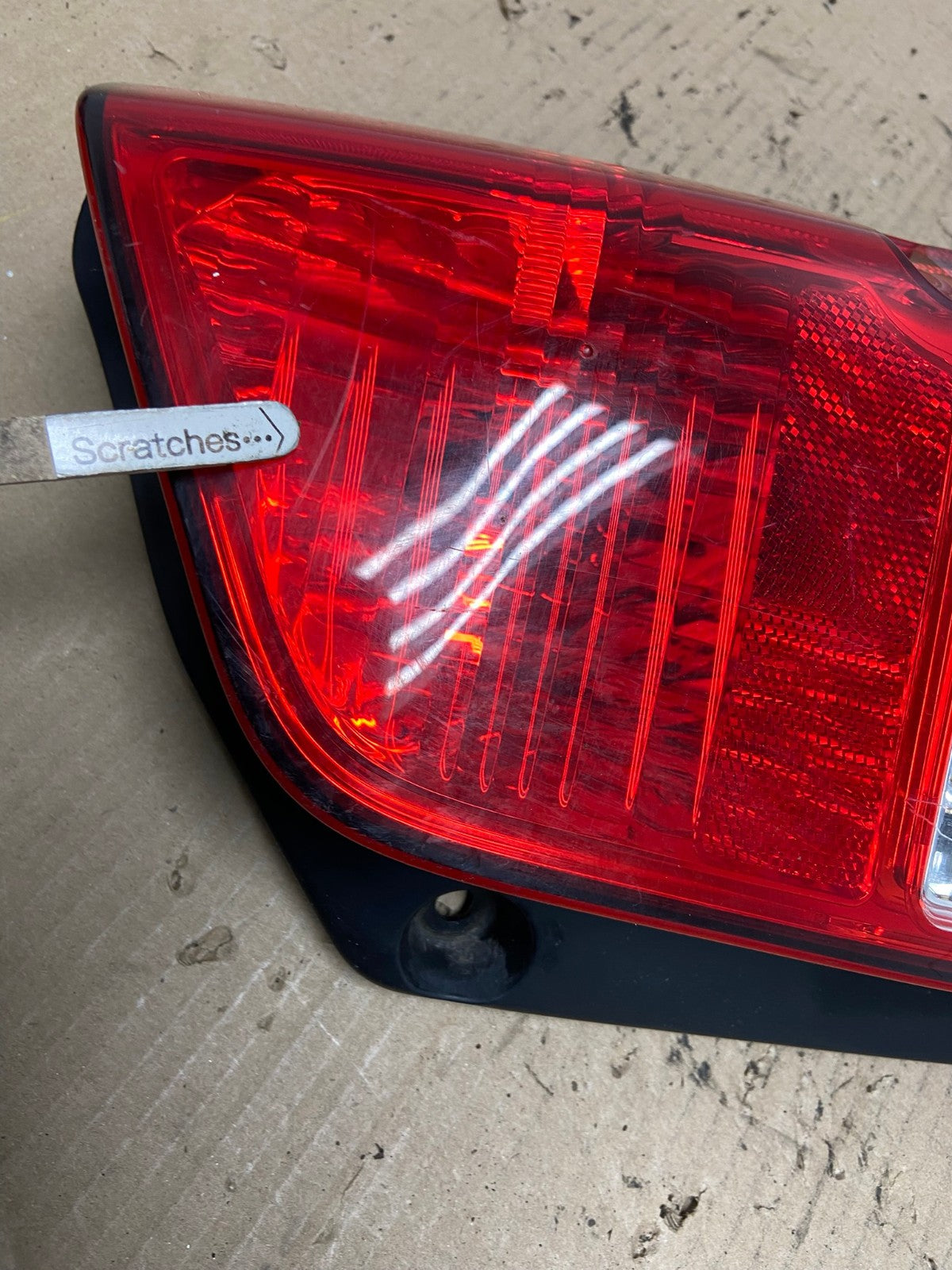 2005 to 2012 Nissan Pathfinder Right Passenger RH Side Tail Light AF6989 LK3