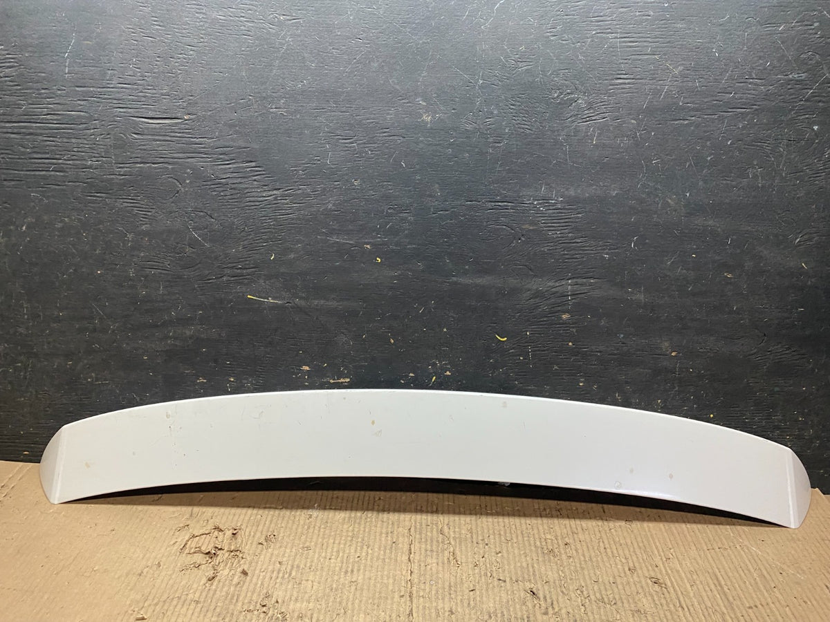 2007 to 2013 Mitsubishi Outlander Rear Spoiler 3RD Brake Light V4330 GD0