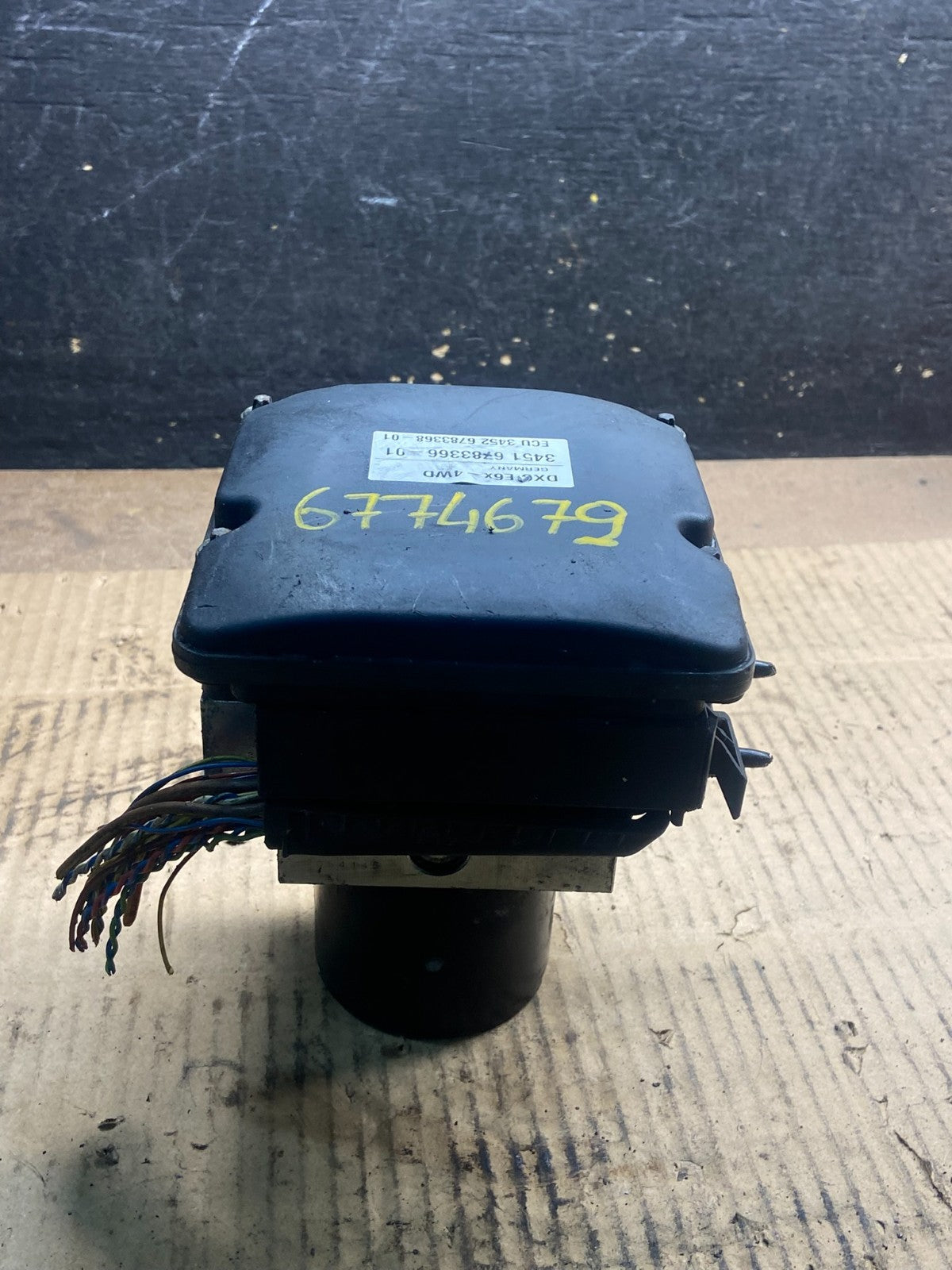 2008 to 2010 BMW 5-Series ABS Anti-Lock Brake Pump 3451 6783366-03 OEM Y4320 DG2