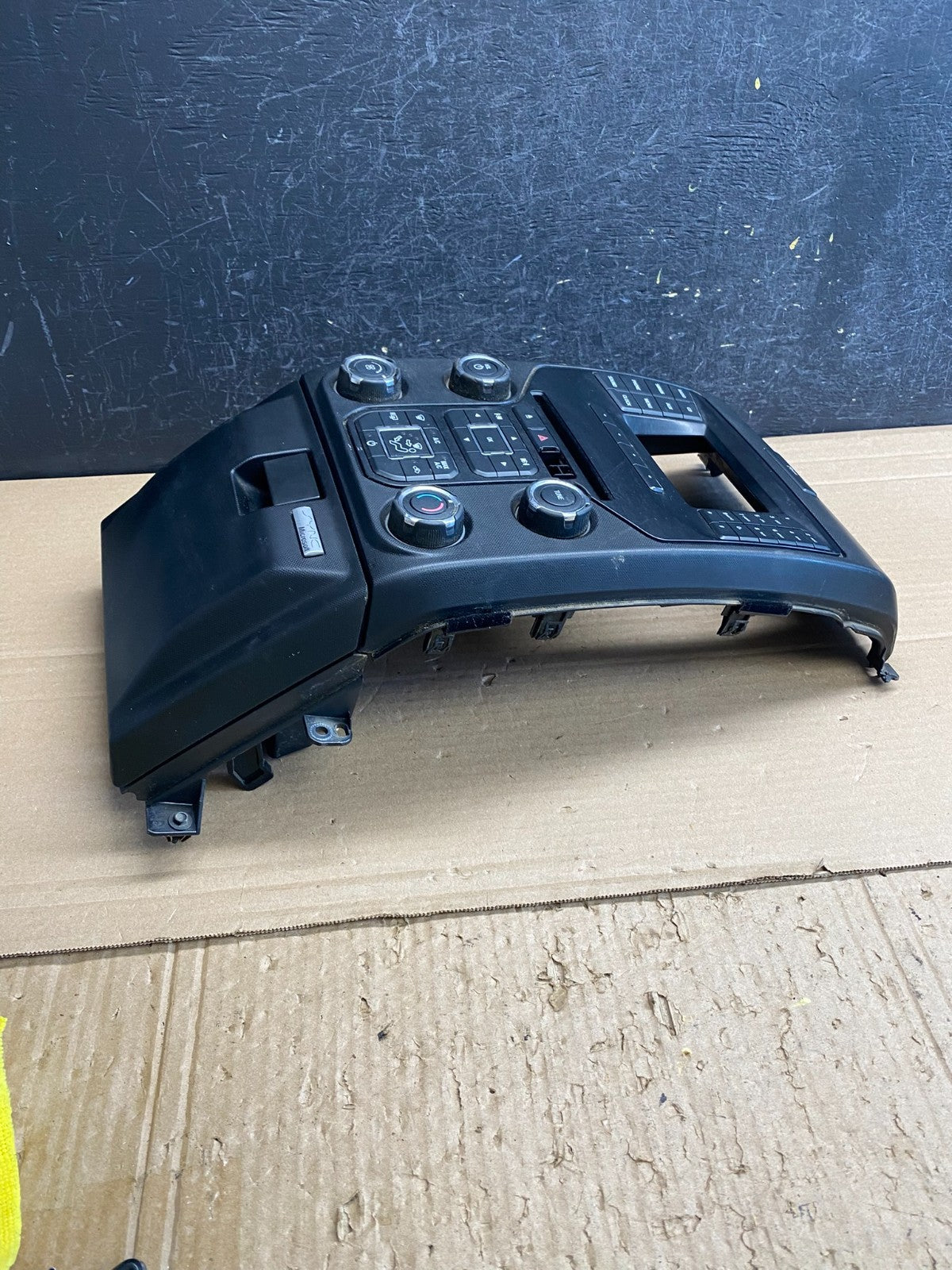 2013 Ford F150 Heater Climate Control Radio Control Dash Bezel OE AG0053 DG3