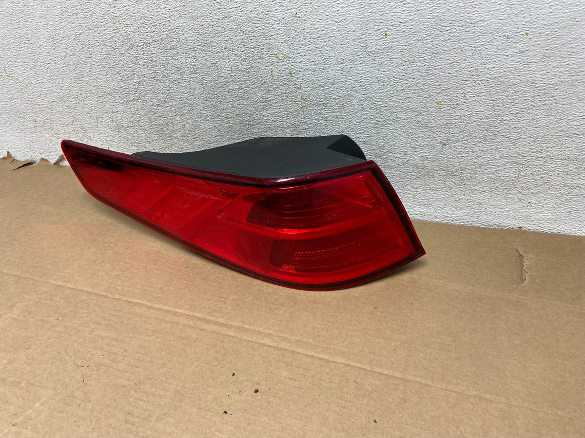 2014 - 2015 Kia Optima Left Driver LH Side Tail Light AH3090 DW2