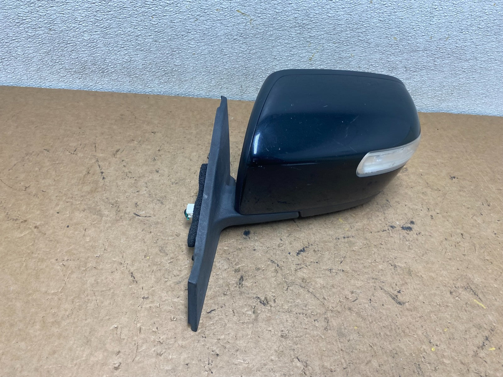 2006 to 2010 Mazda 5 Left Driver Turn Signal View Door Mirror OEM S7888 DG2