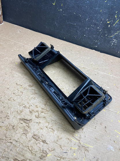2003-2007 Nissan Murano Radio Center Console Display Bezel Air Vent OEM W3440 DG3