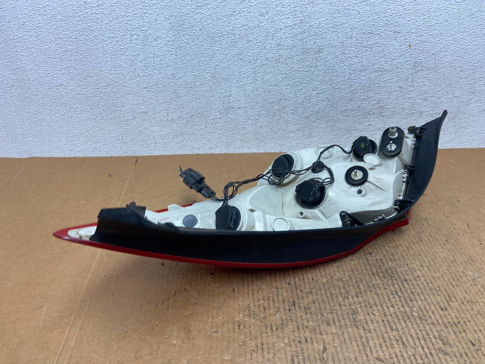 2011 2012 2013 Buick Regal Left Driver LH Side Tail Light AE1457 DW4