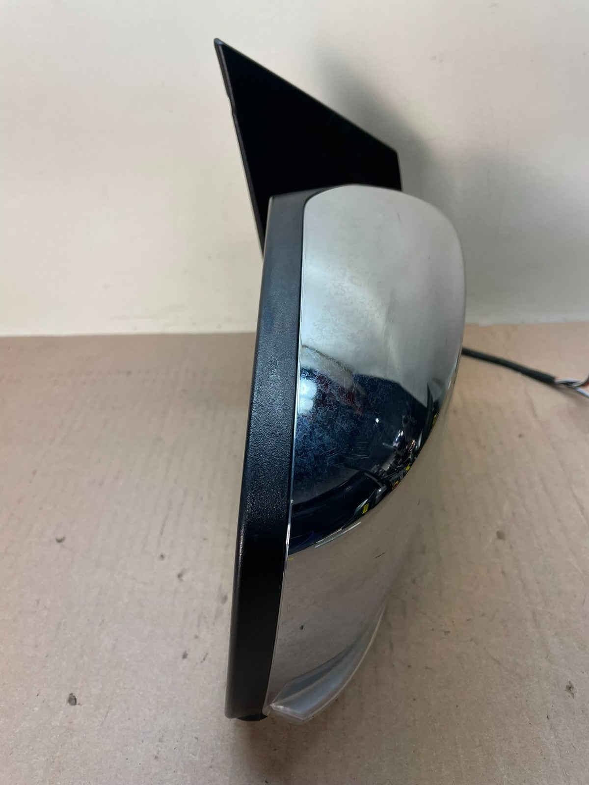 2011-2016 Chrysler Town Country Right Passenger Turn Door Heat Mirror AJ0740 DG7