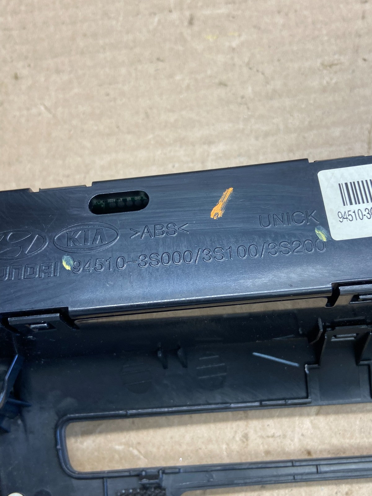 2011 - 2014 Hyundai Sonata Center Radio Climate Control Air Vent Bezel AH1499 DG5