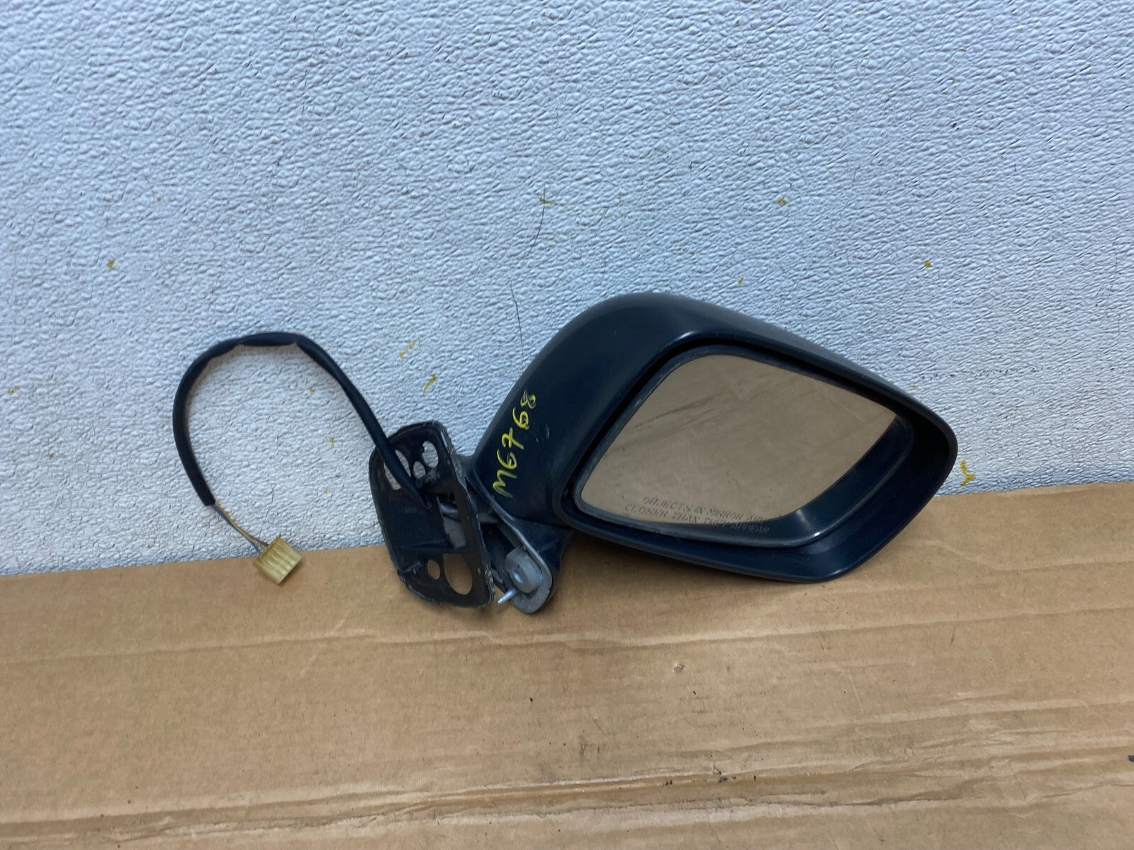 2002 to 2004 Suzuki Aerio Right Passenger RH Side View Door Mirror M6768 OEM DG6
