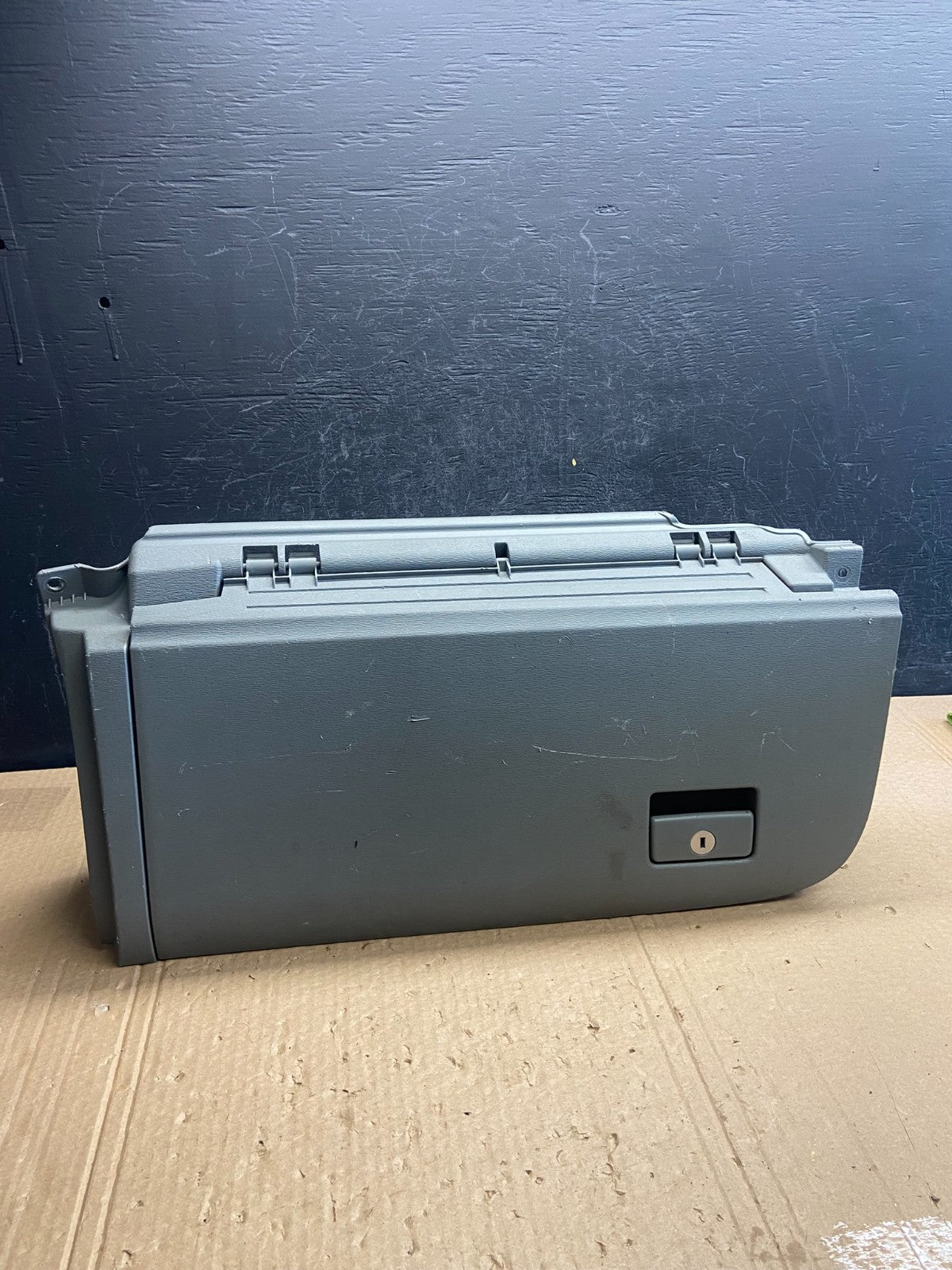 2011-2014 Toyota Sienna Front Right Passenger Storage Glove Box AF6333 DG0