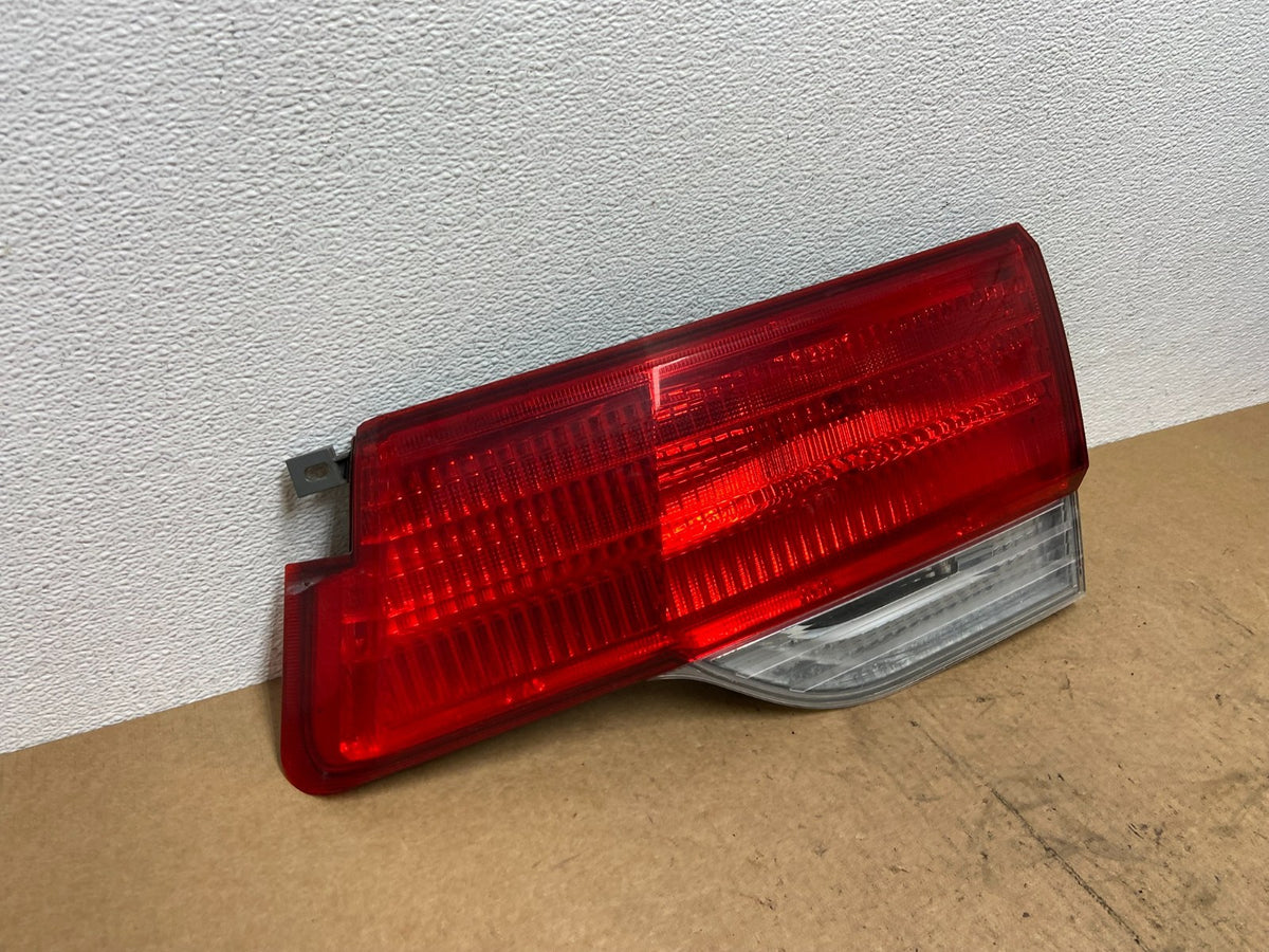 2008 2009 2010 Honda Odyssey Tail Light Inner Right Passenger Rh AC3139 DW2