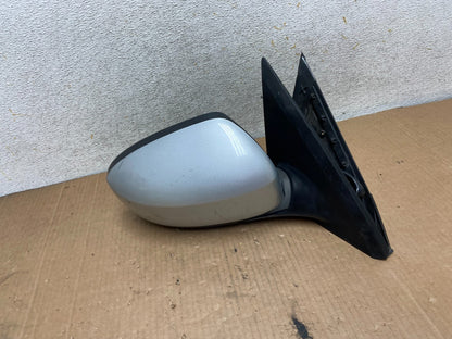 2013 to 2016 Nissan Pathfinder Right Passenger View Door Mirror AI8790 LK0