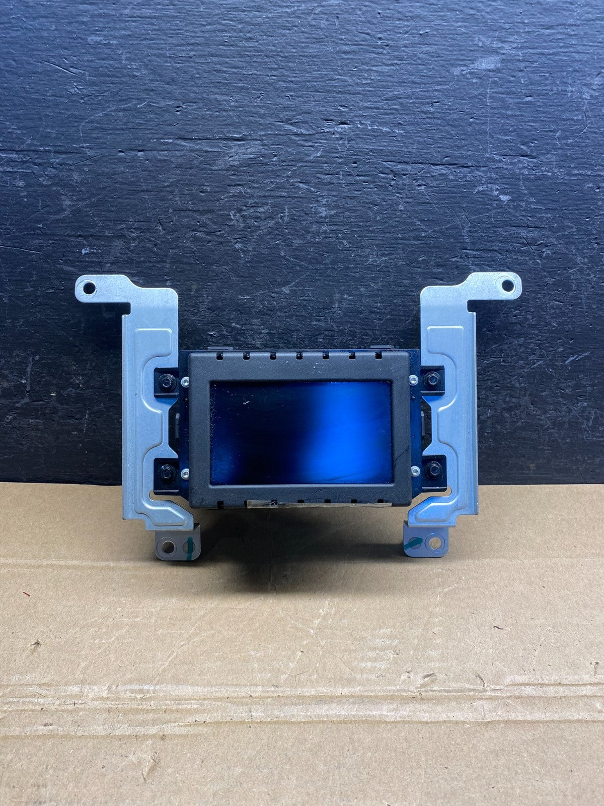2013 to 2016 Ford Taurus 4.2" Radio Navigation Screen Module AD4942 DG0