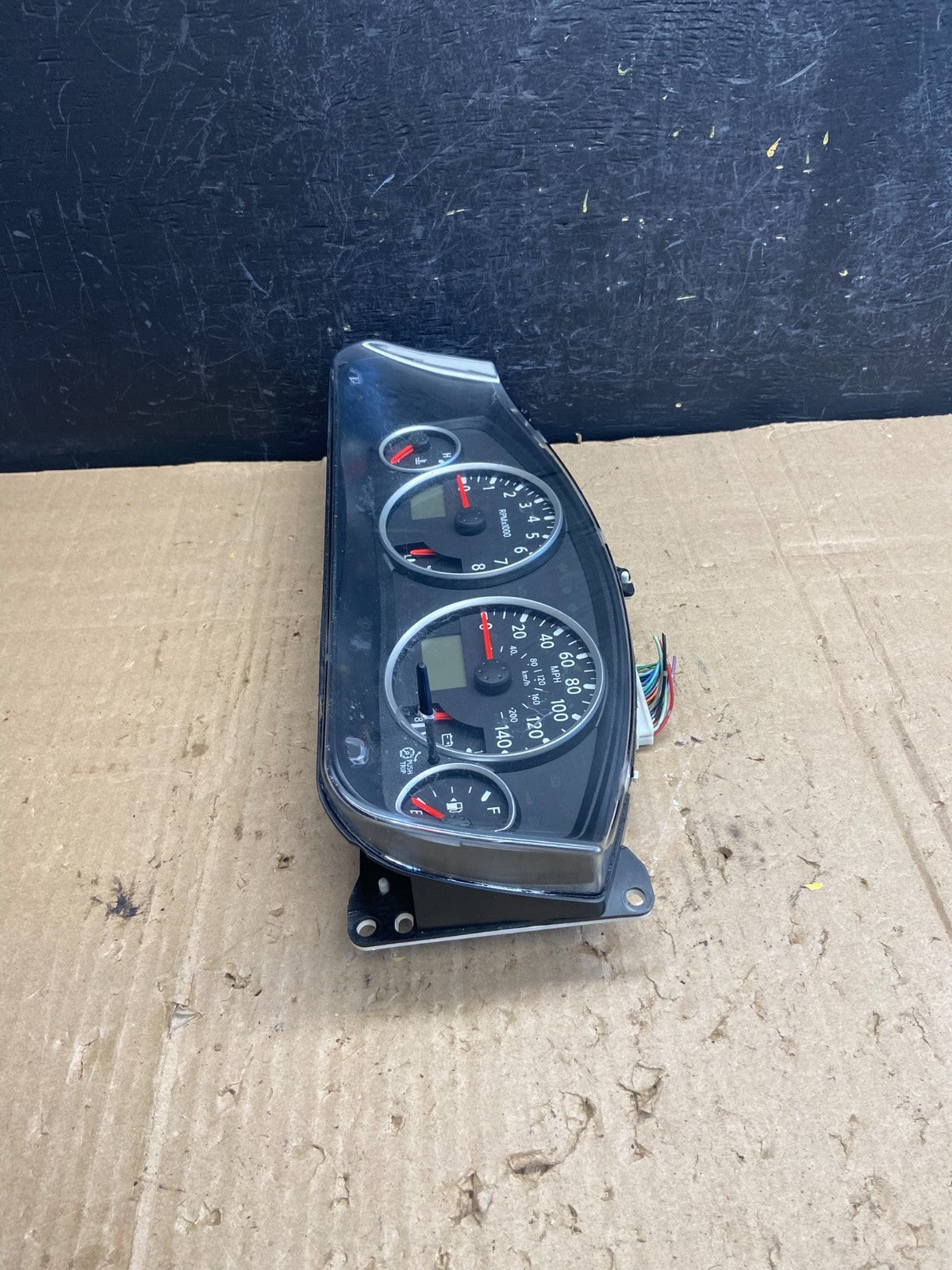2006-2007 Nissan Pathfinder Xterra Cluster Speedometer Instrument AE2007 DG2