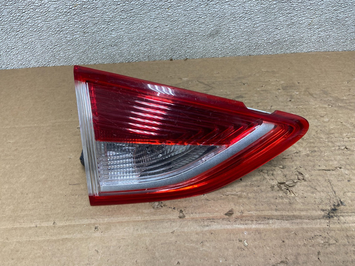 2013 to 2016 Ford Escape Left Driver LH Side Inner Tail Light OEM AB4918 LK0