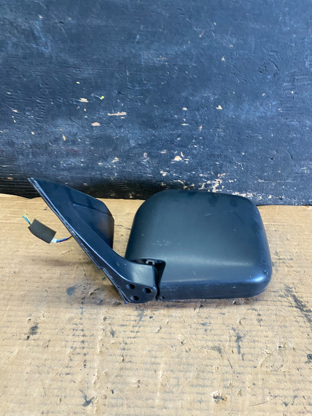 1997 to 2002 Mitsubishi Montero Left Driver LH Side View Door Mirror S0538 DG3