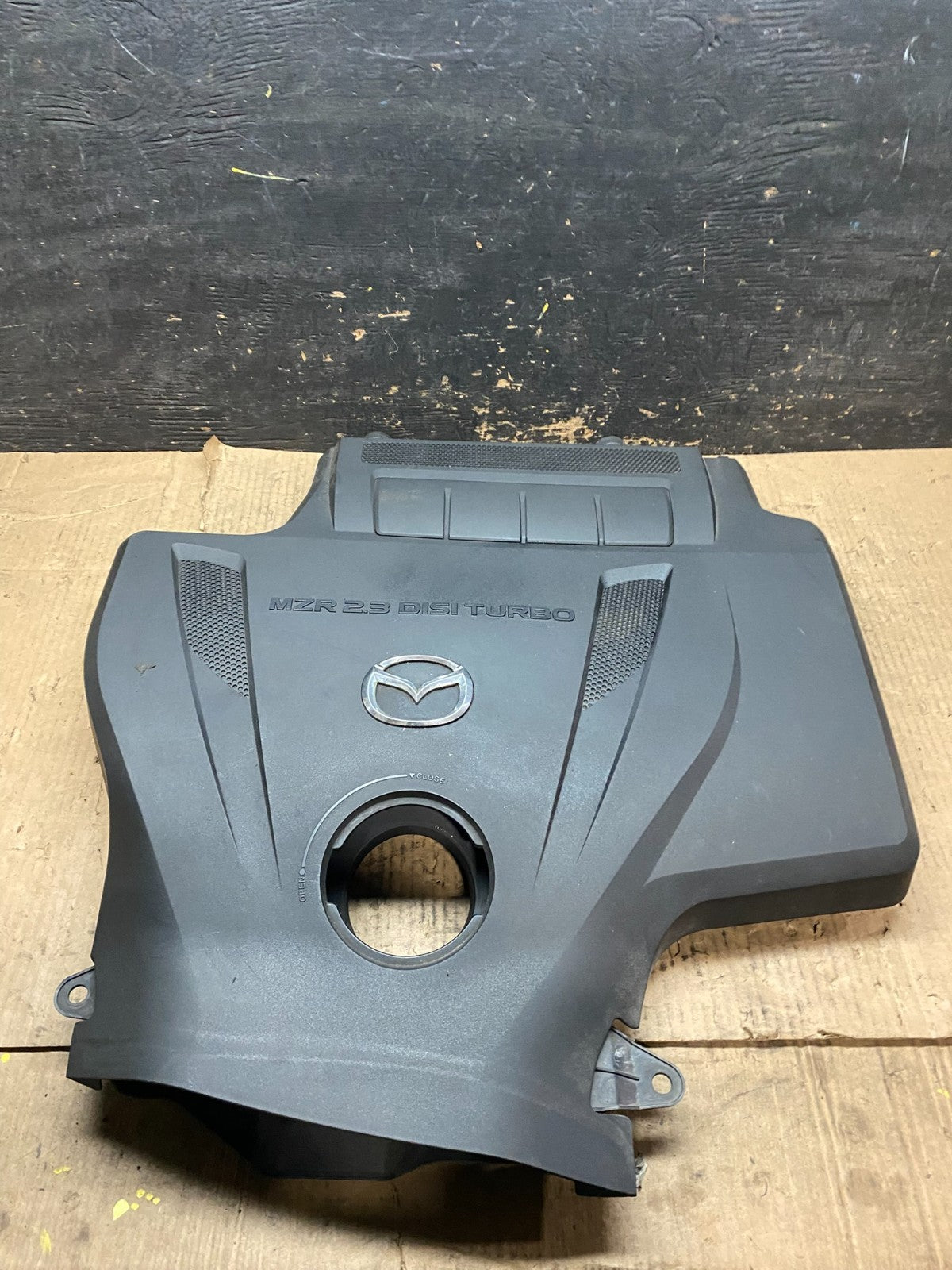 2010 2011 2012 Mazda CX7 CX-7 2.3L Engine Shield Top Cover U6151 DG0
