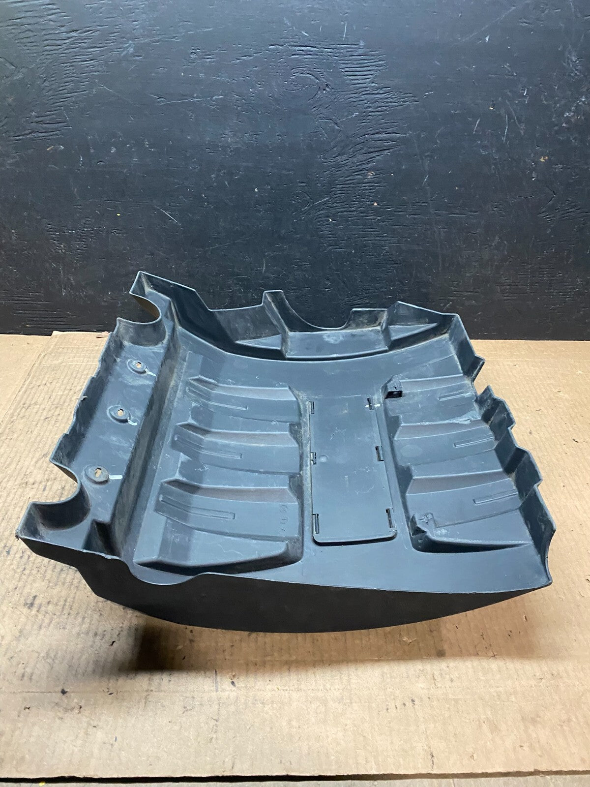 2006 to 2008 Honda Pilot Engine Cover Trim Bezel 17121-PVJ-A01 OEM G2885 DG17
