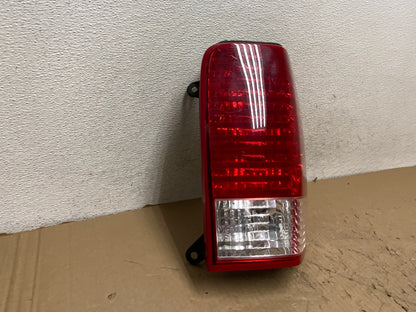 2007 2008 2009 Chrysler Aspen Tail Light Right Passenger Rh Side AG8083 LK1