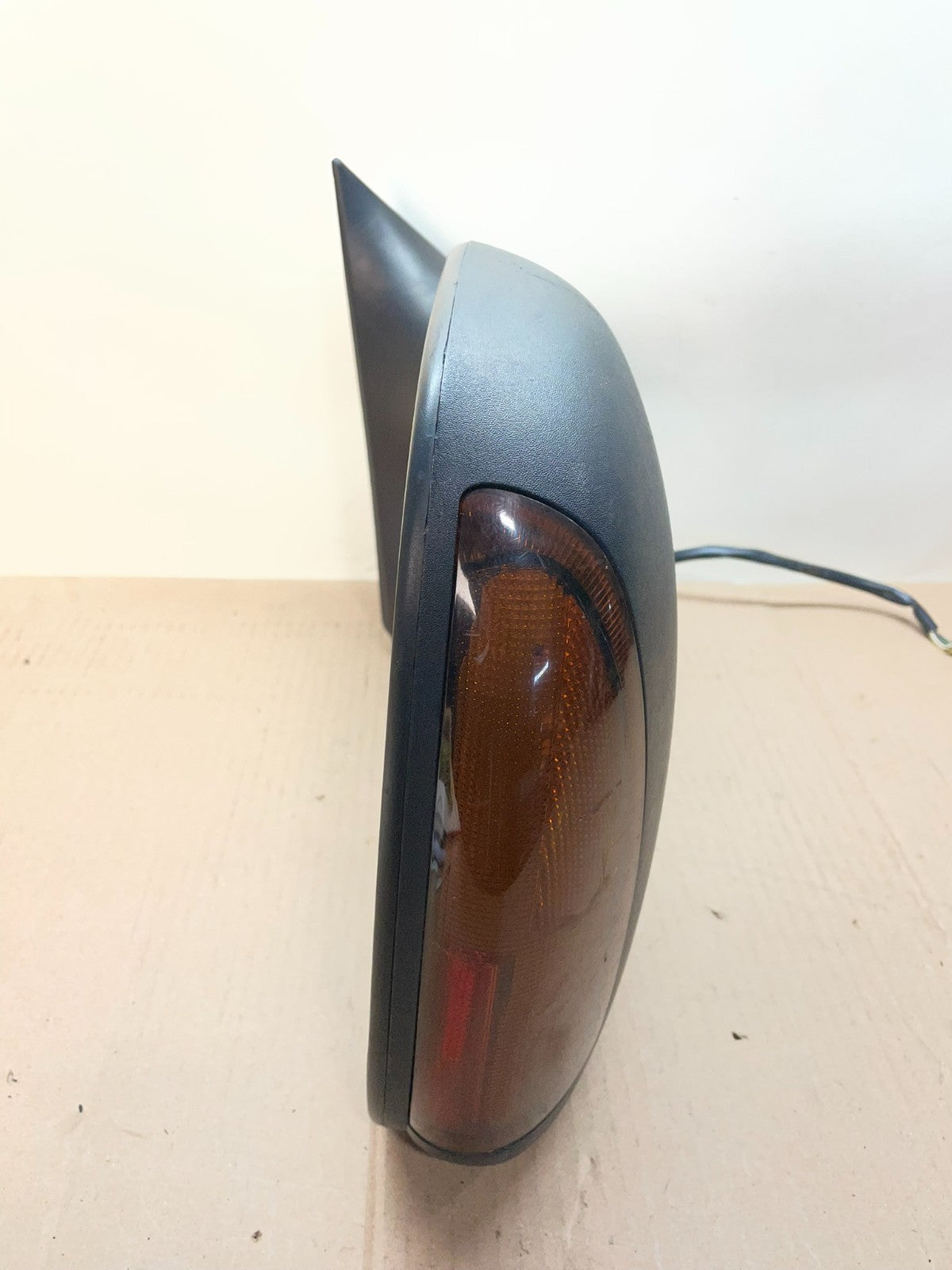1999 to 2007 Ford F250 F350 F550 Duty Right Passenger Turn Sgn Mirror AJ0775 DG9
