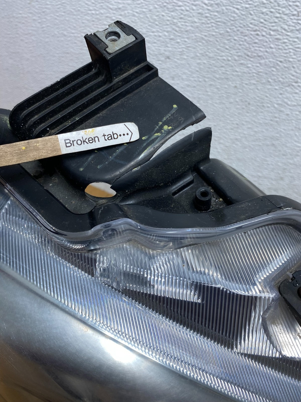 Halogen 2009-2014 Nissan Maxima Right Passenger Headlight AE0635 DW5