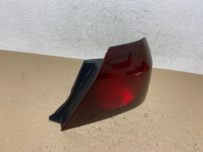 2000 to 2005 Chevrolet Impala Right Passenger Rh Side Tail Light AE9714 LK2