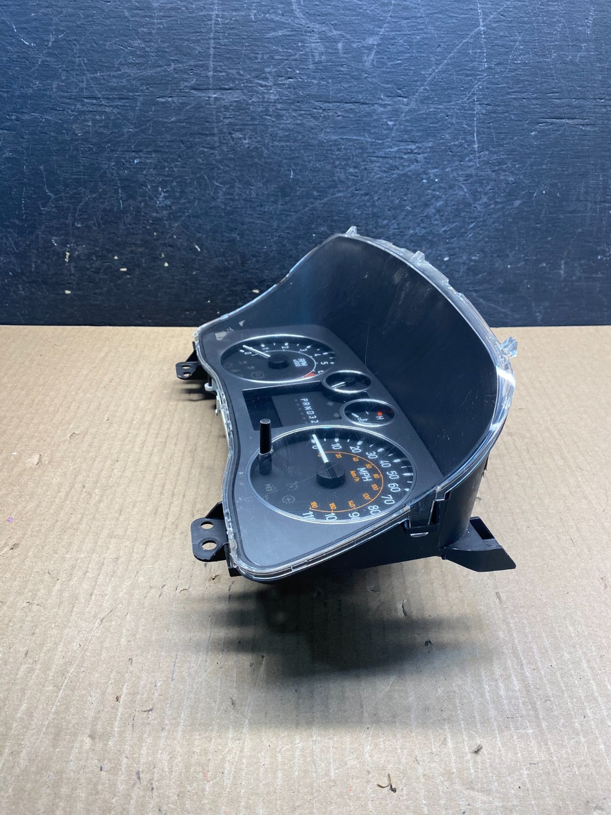 2006 to 2010 Hummer H3 Dash Cluster Gauge Speedometer AG3954 DW2