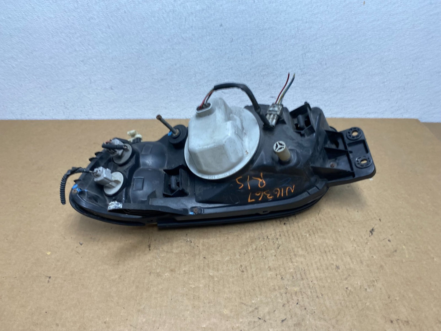 2001 to 2004 Subaru Legacy Outback Right Passenger Rh Headlight Oem AC3009 DW5