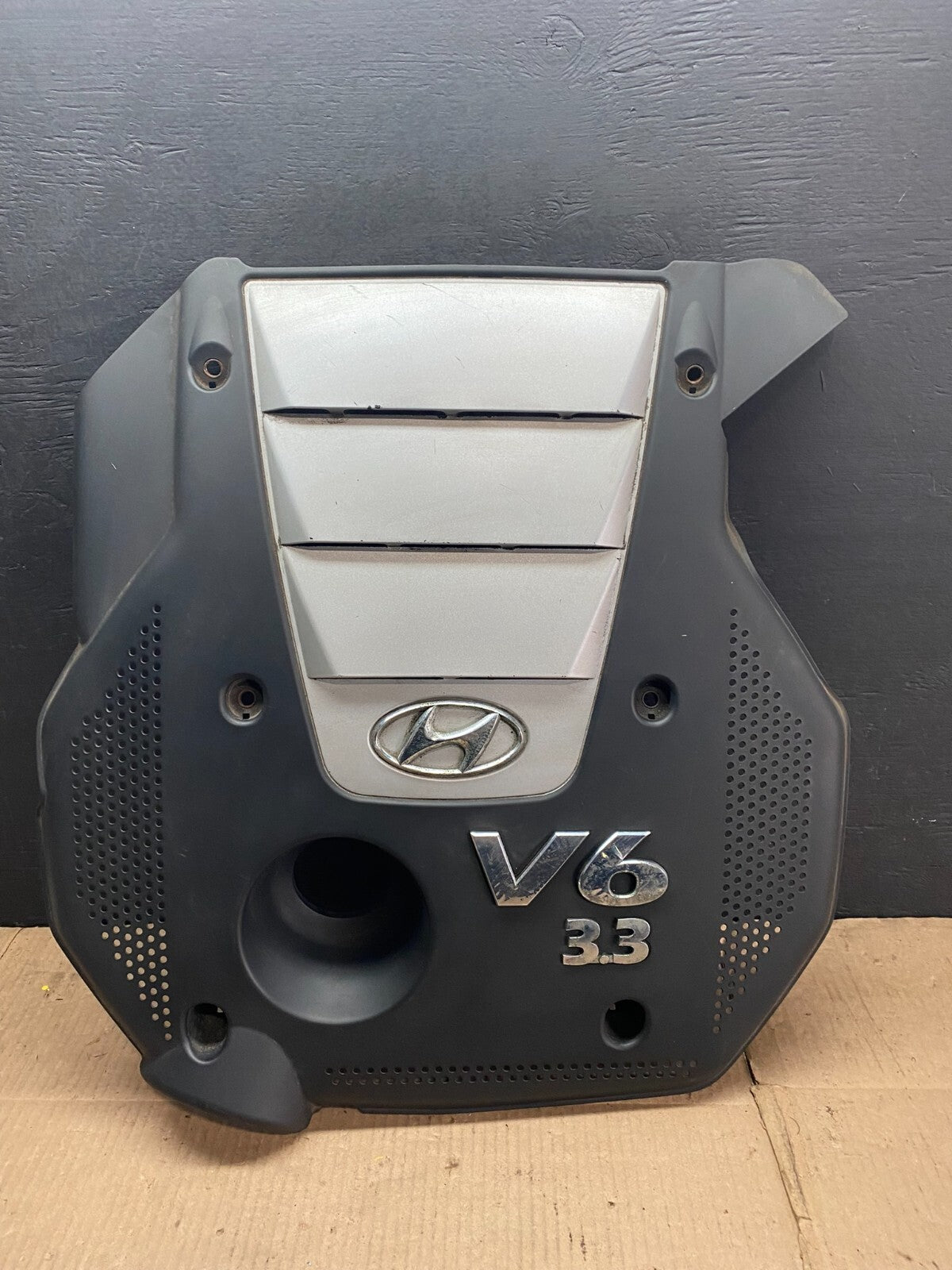 2006 to 2008 Hyundai Sonata V6 Engine Motor Shield Cover OEM D2513 DG10