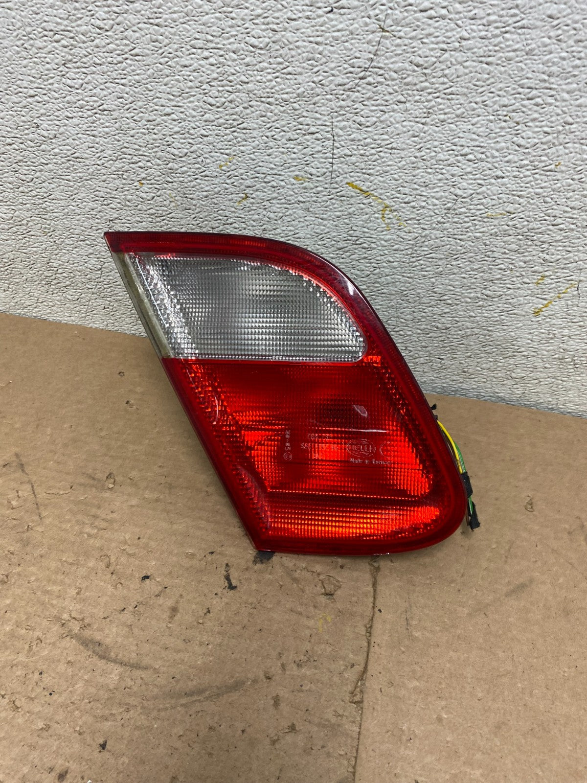 1998-2003 Mercedes Benz CLK Inner Left Driver LH Side Tail Light Lamp P5253 DW0