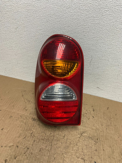 2002 2003 2004 Jeep Liberty Left Driver LH Side Tail Light AB9871 DW0