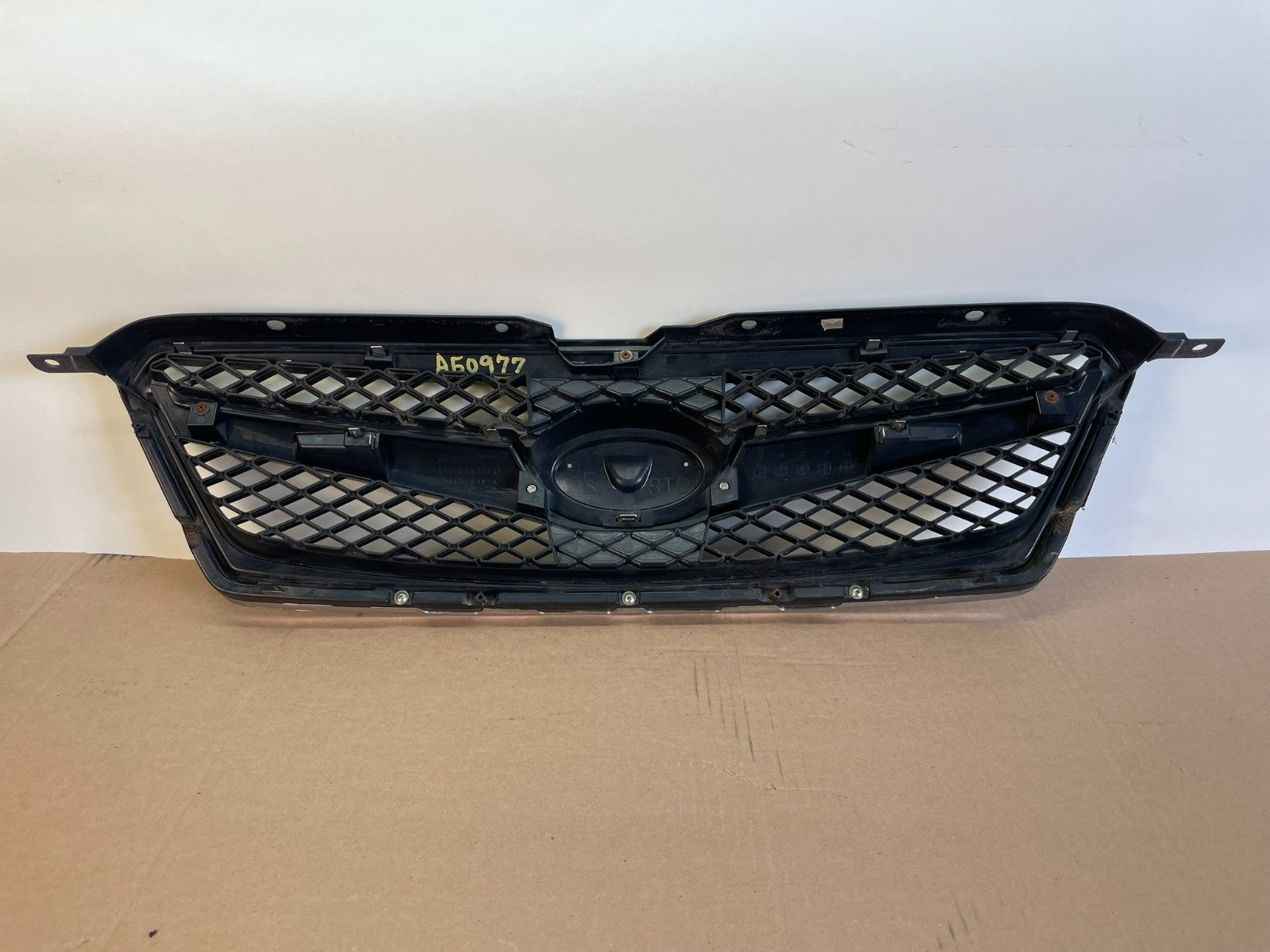 2010 to 2012 Subaru Legacy Outback Wagon Front Grill Grille AG0977 DG3