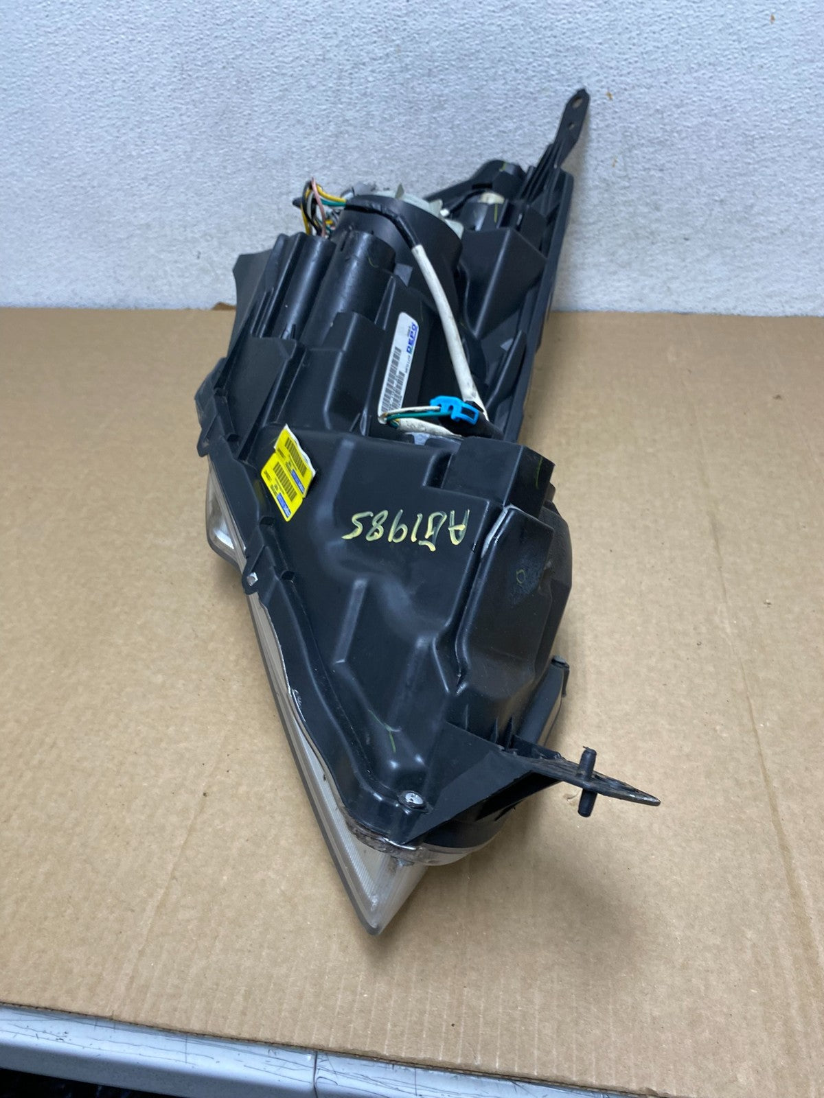 2010 2011 2012 Subaru Legacy Outback Left Driver Halogen Headlight AG1985 DW6