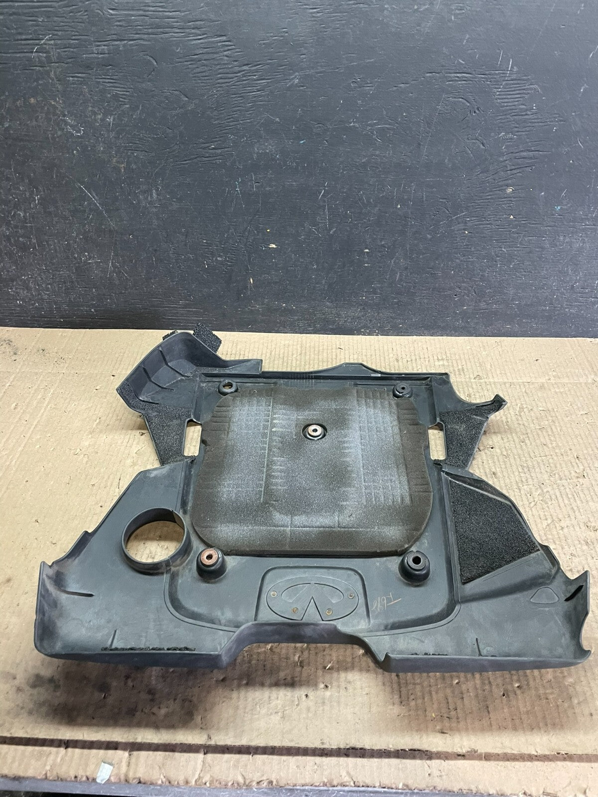 2007 to 2008 Infiniti G35 M35 EX35 Engine Cover Motor Shield i7797 PS5
