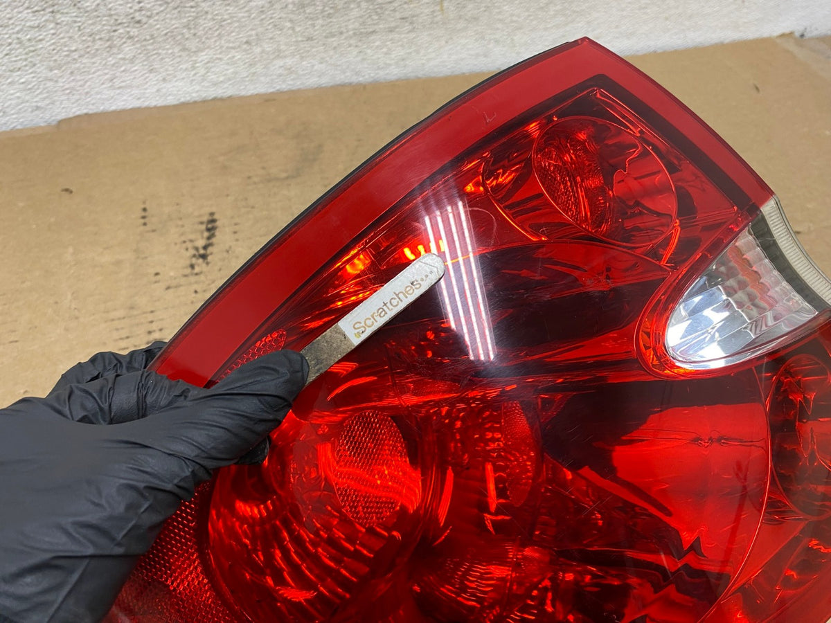 2005 to 2009 Buick Lacrosse Left Driver LH Side Tail Light AH7998 LK3