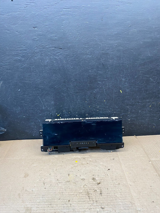 2003 to 2005 Ford Crown Victoria Speedometer Digital Cluster Q2374 DG0