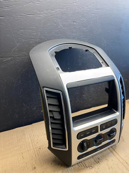 2007 - 2010 Ford Edge Heater Climate Control Radio Control Dash Bezel ae1941 DG1