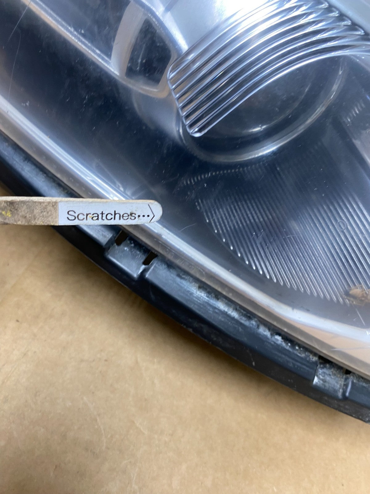 2013 to 2019 Ford Taurus Right Passenger RH Side Headlight Halogen AD4458 DW3