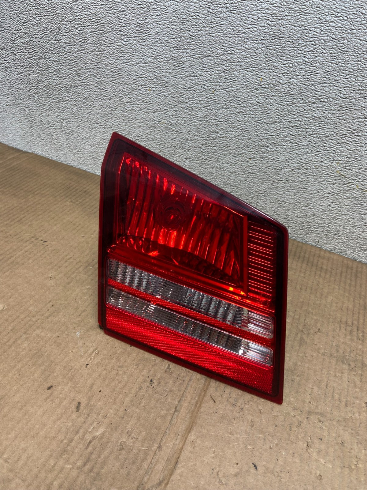 2009 2010 2011 Dodge Journey Left Driver Inner Trunk Lid Tail Light Oem AA62870