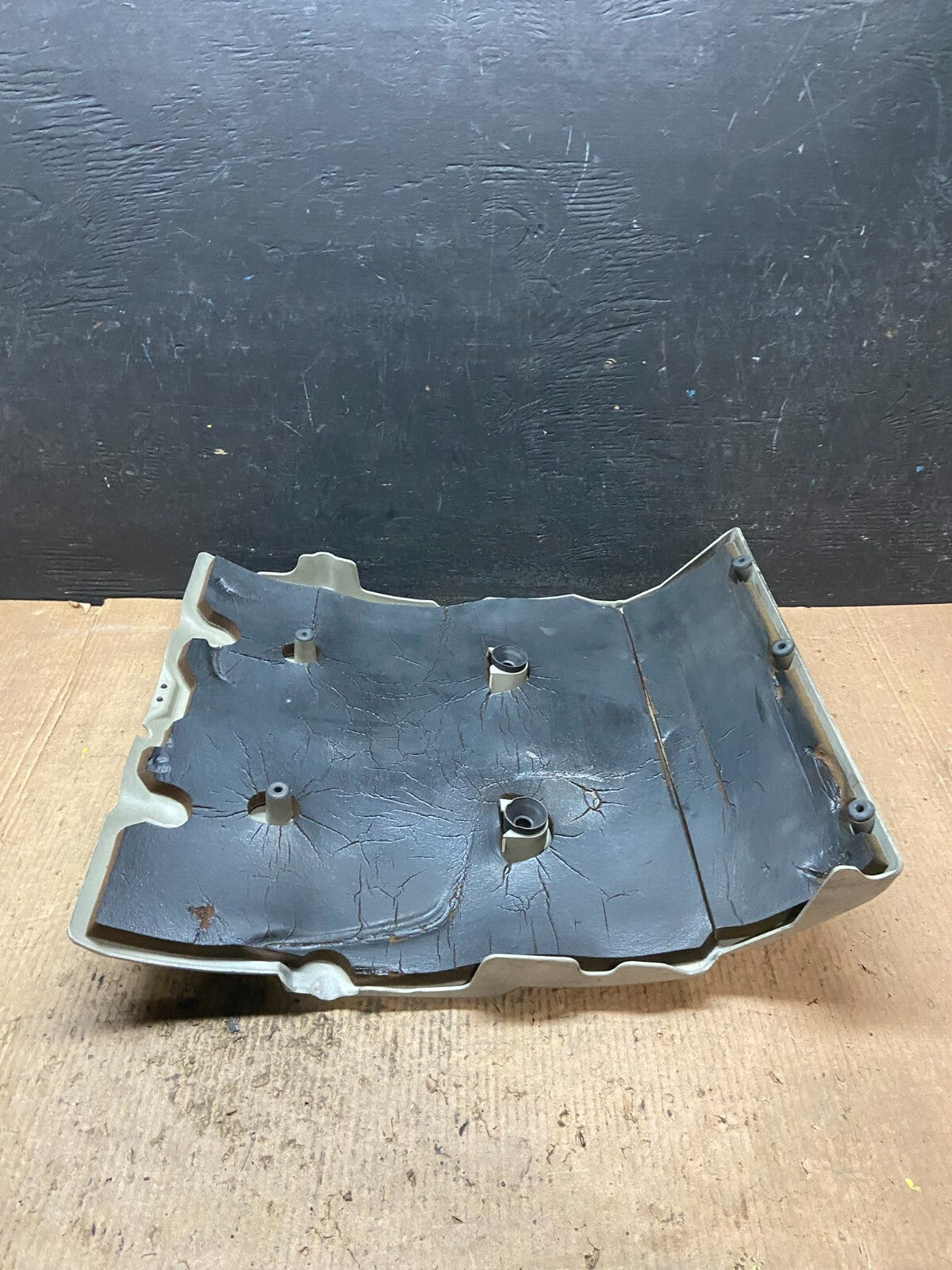 1997 to 2004 Cadillac Deville Seville Northstar Engine Motor Cover H6902 PS7