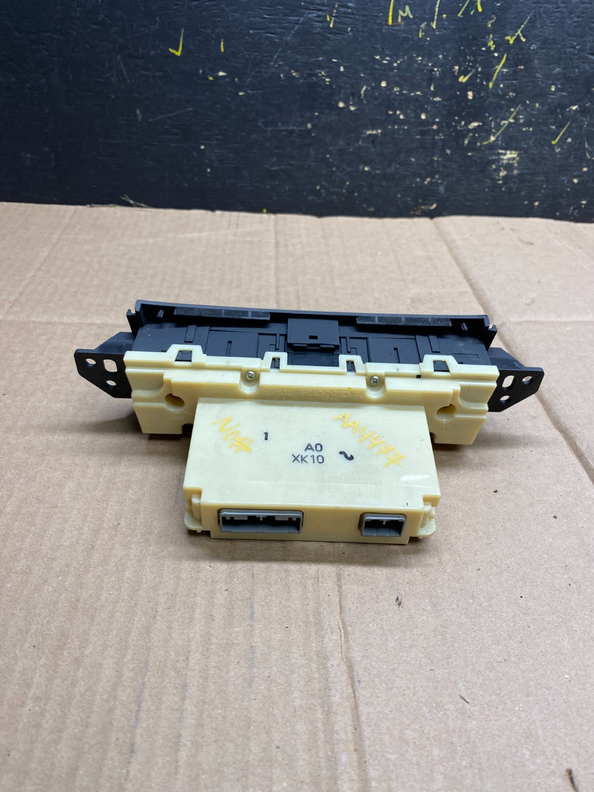 2009 to 2014 Acura TSX A/C Heater Climate Control Panel OEM AA4477 DG3