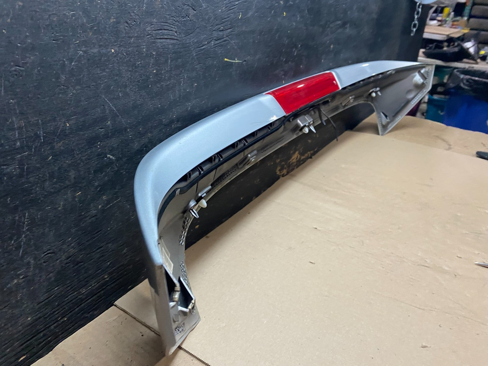 2011 to 2013 Ford Fiesta 5 Hatchback Rear Trunk Spoiler u7441 DG8