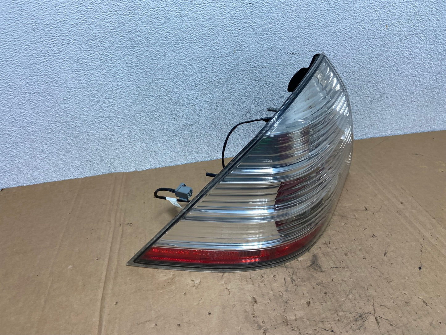 2008-2009 Ford Taurus Left Driver Lh Side Tail Light AD3218 LK2