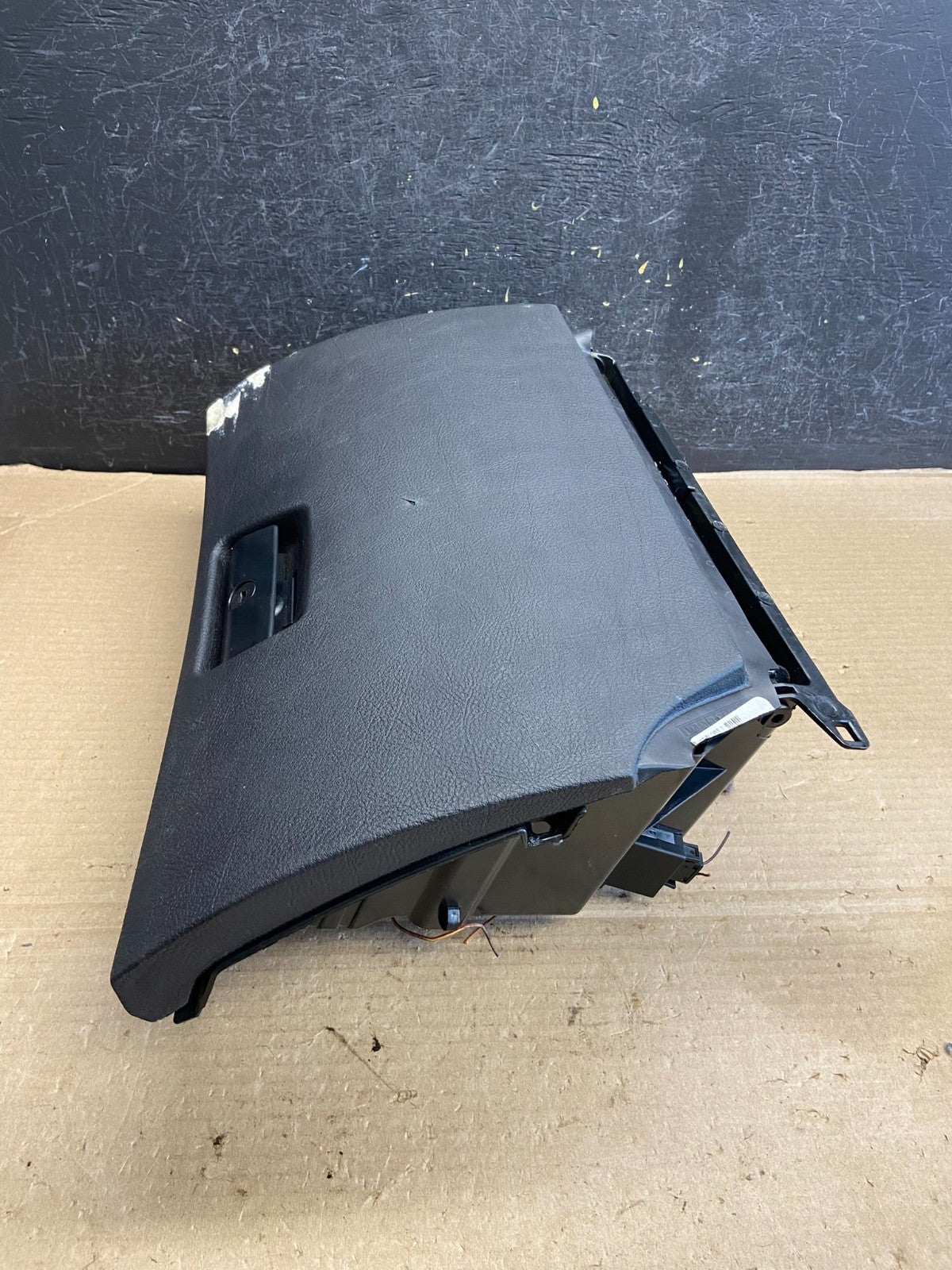 2000 to 2006 BMW X5 Right Passenger Storage Glove Box AH3605 DG1
