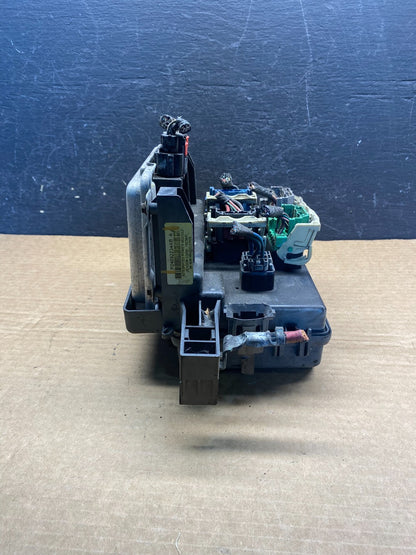 2006 2007 Chrysler 300 Totally Integrated Power Module Fuse Box TIPM AF7746 DG2