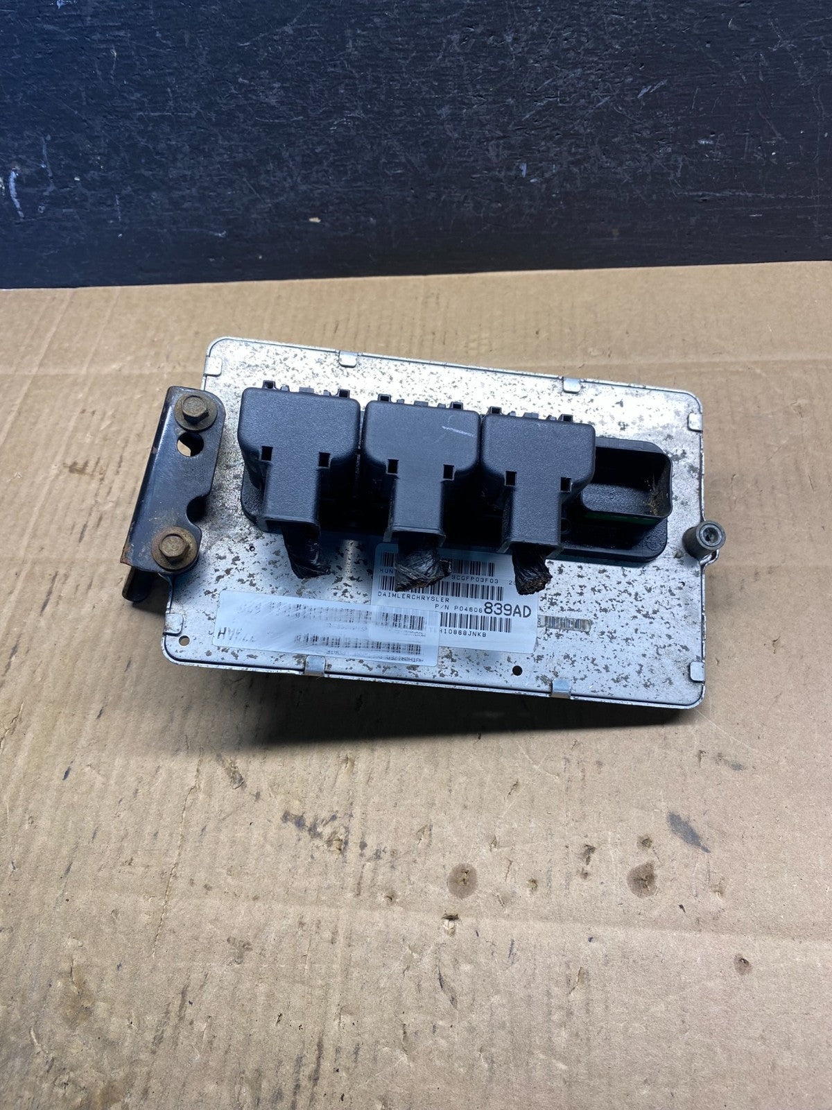 2006 Dodge Magnum Charger 300 3.5L Engine Control Unit ECU AD4862 DG0