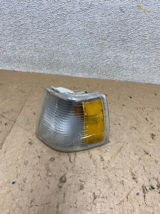 1991 to 1995 Volvo 940 Left Driver Side Headlight Turn Signal X2197 PS0