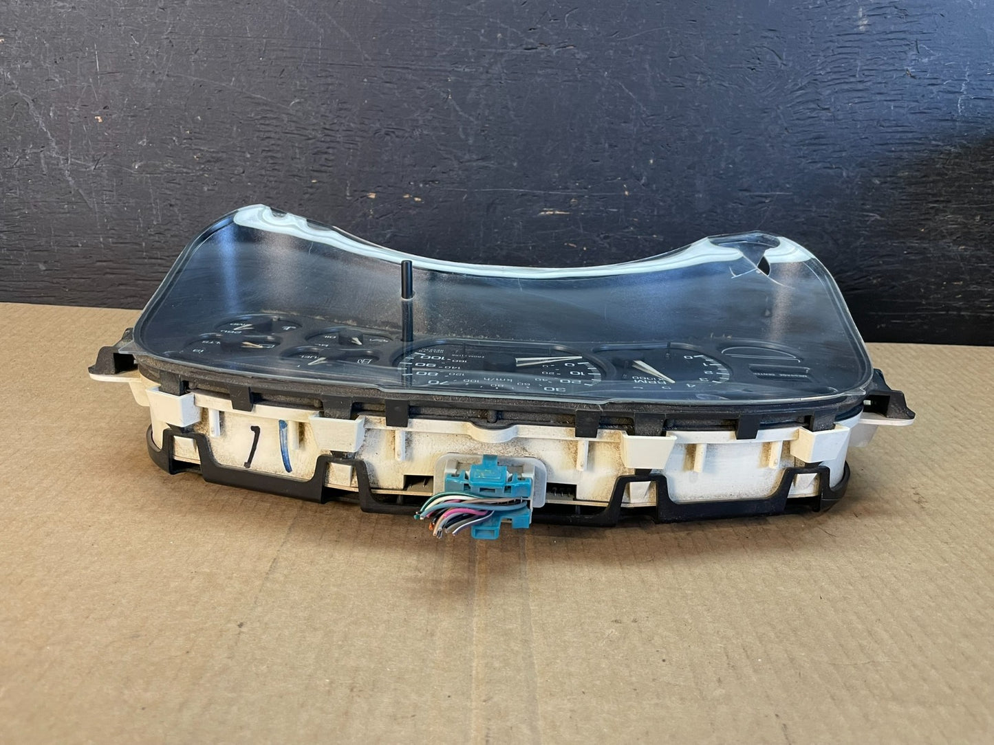 2002 GMC Yukon Speedometer Cluster Gauge AF3568 DG4